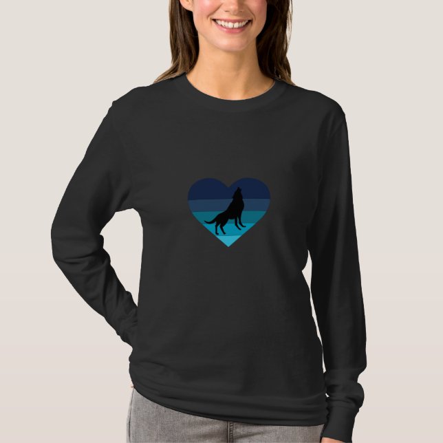Camiseta Eu Amo Lobos Uivando Coração Retrô (Frente)