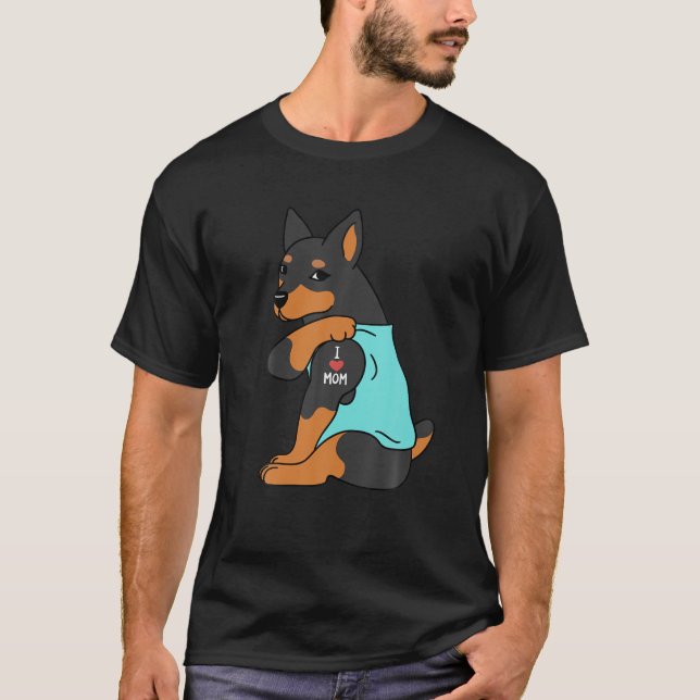 Camiseta Eu Amo Mamãe Tatuagem Miniatura Pinscher Engraçada (Frente)