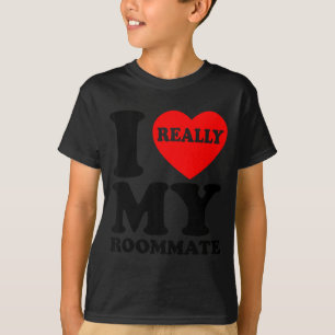 Camiseta Eu Amo Meu Colega de Quarto Coração Presentes Dive