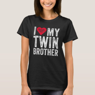 Camiseta Eu Amo Meu Irmão Gêmeo Coração Vermelho Engraçado
