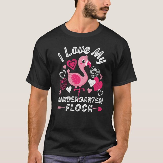 Camiseta Eu Amo Meu Jardim Infantil Flamingo Heart Teache (Frente)