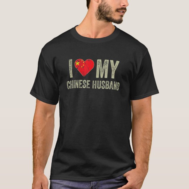 Camiseta Eu Amo Meu Marido Chinês, China, Esposa de Bandeir (Frente)
