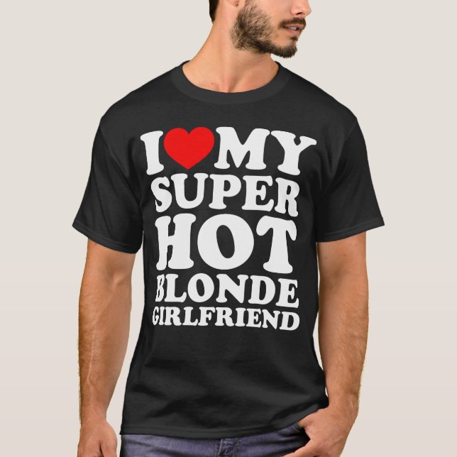 Camiseta Eu Amo Meu Namorada super loiro (Frente)