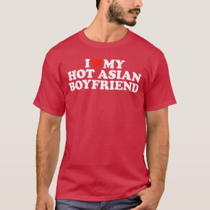 Camiseta Eu Amo Meu Namorado Asiático Gostoso amigos vintag