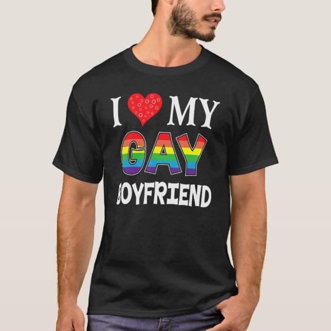 Camiseta Eu Amo Meu Namorado de Gay Lgbt Lésbica Arco-Íris  (Frente)