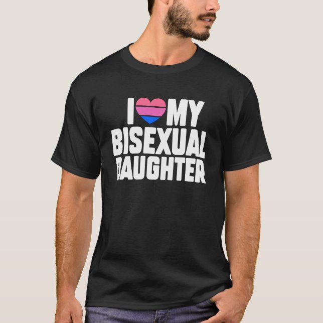 Camiseta Eu Amo Meu Orgulho De Filha Bissexual Mês (Frente)