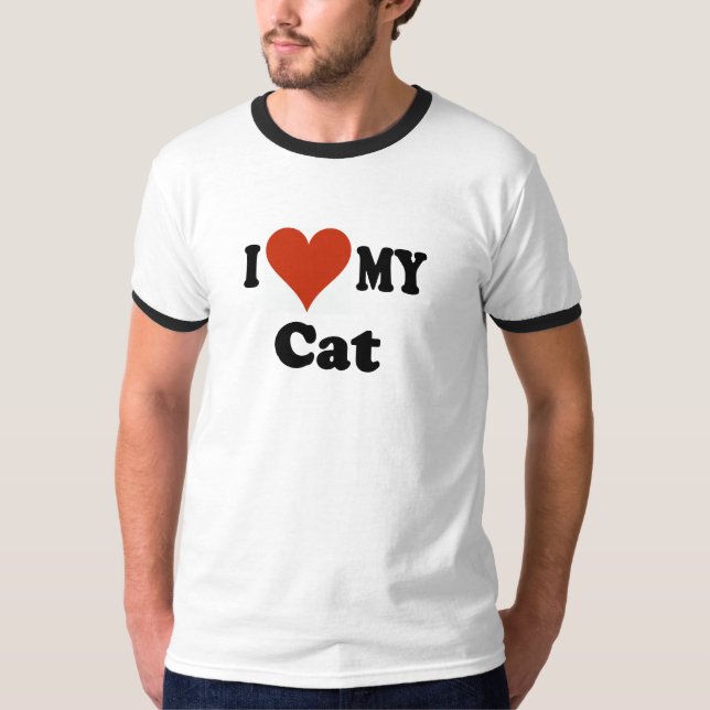 Camiseta Eu amo meus presentes e roupa do gato (Frente)