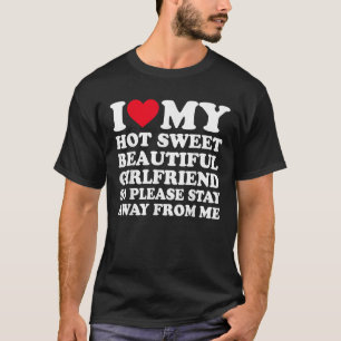 Camiseta Eu Amo Minha Namorada Linda Então Por Favor Fique