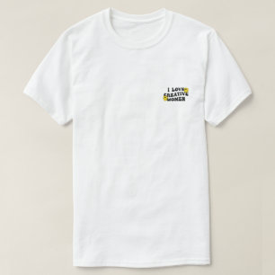 Camiseta Eu Amo Mulheres Criativas (carinha sorridente derr