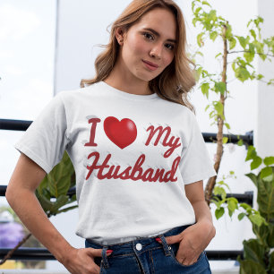 Camiseta Eu amo o meu marido de texto vermelho