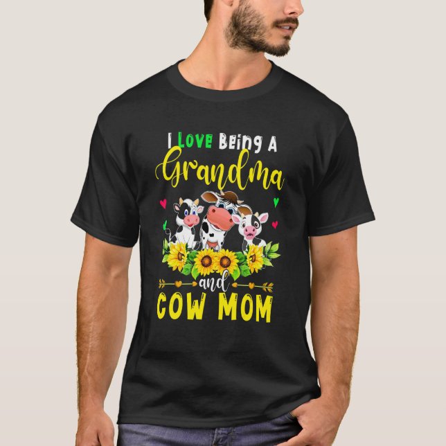Camiseta Eu Amo Ser Uma Avó E Mãe De Vaca Vaca Fofa Girasso (Frente)