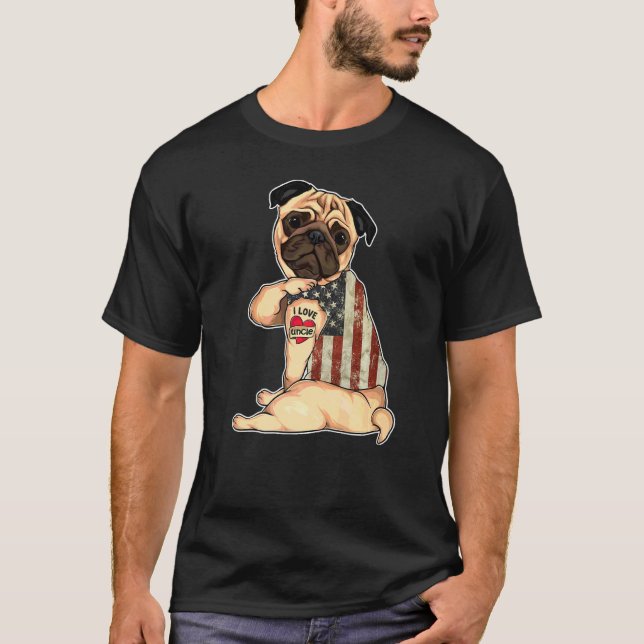 Camiseta Eu Amo Tatuagem do Tio Pug Cachorro Bandeira Ameri (Frente)