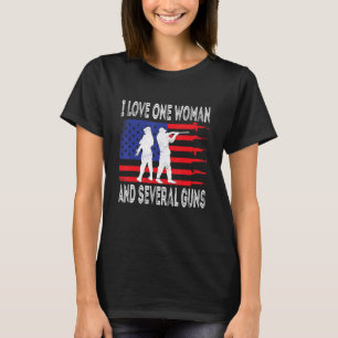 Camiseta Eu amo uma mulher e várias armas