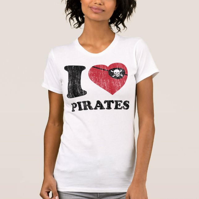 Camiseta Eu amor do coração pirateio a camisa. Gráfico (Frente)