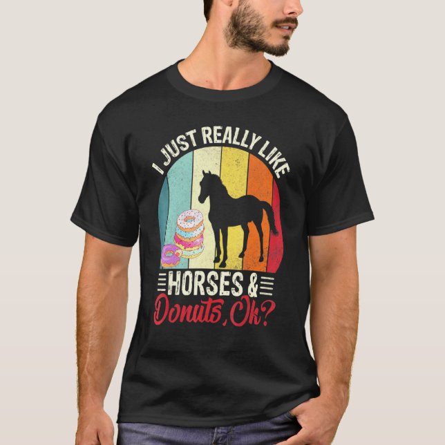 Camiseta Eu Apenas Gosto Muito de Cavalos e Donuts Tema Cav (Frente)