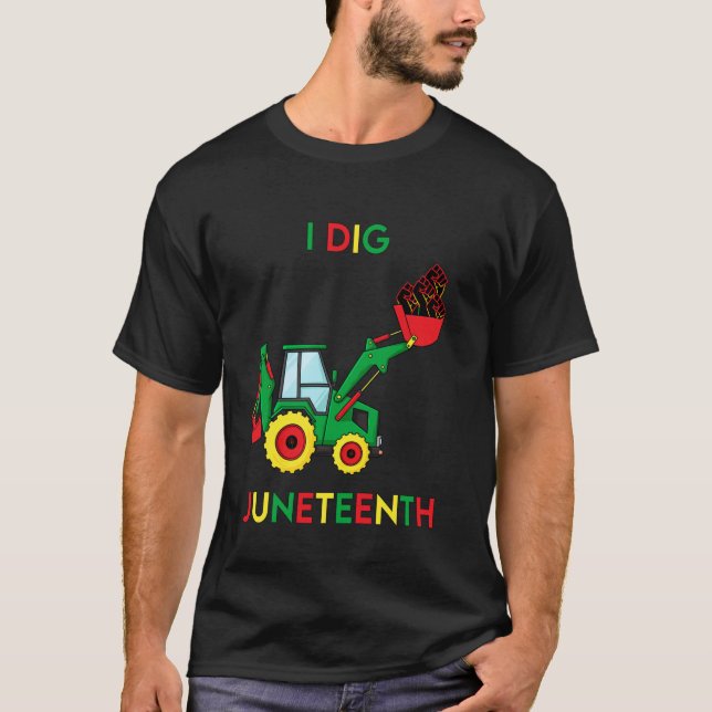Camiseta Eu Cavo Punhos de Juneteenth Trator Engraçado Meni (Frente)