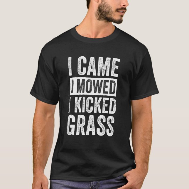 Camiseta Eu Cheguei A Pensar Que Eu Matei O Gramado Da Gram (Frente)