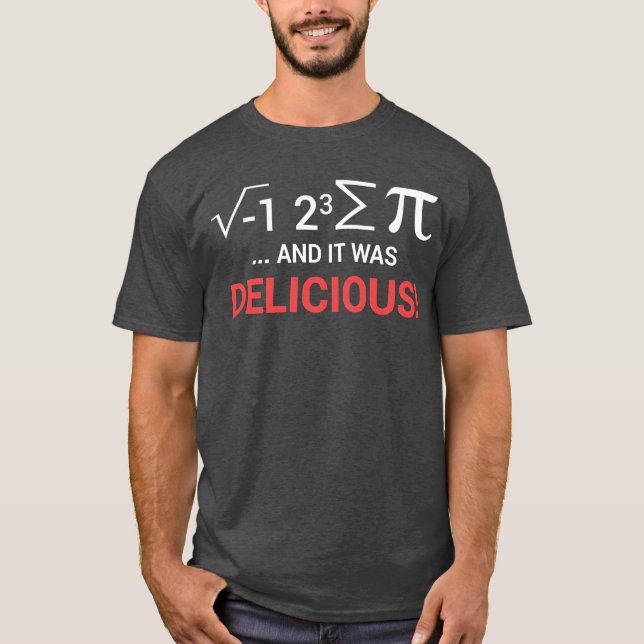 Camiseta Eu Comi Alguma Torta Família Matemática (Frente)