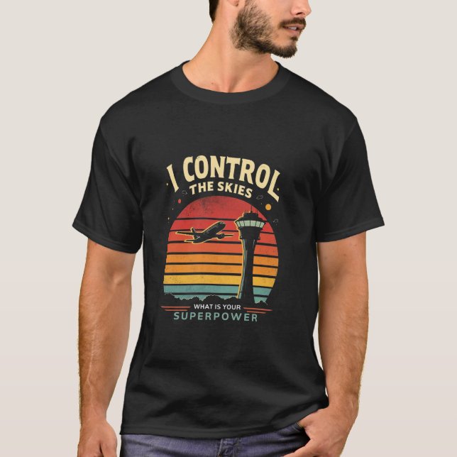 CAMISETA EU CONTROLO OS CÉUS QUAL É SEU SUPERPODER (Frente)