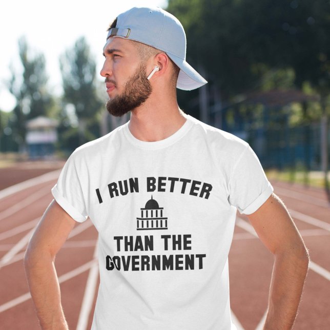 Camiseta Eu Corro Melhor Que O Governo (I Run Better Than The Government T-Shirt)