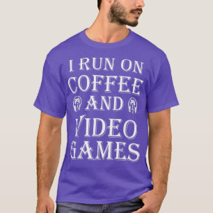 Camiseta Eu corro no café e Videos games Videos games engra