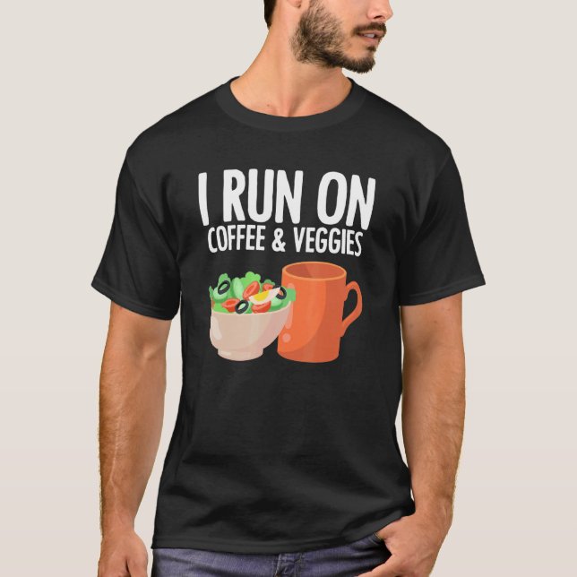 Camiseta Eu Corro No Café Veggies Vegetariano Vegan (Frente)