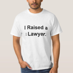 Camiseta Eu Criei um Advogado. De Nada