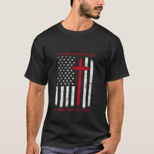 Camiseta Eu Defendo A Bandeira E O Kneel Para A Cruz Americ
