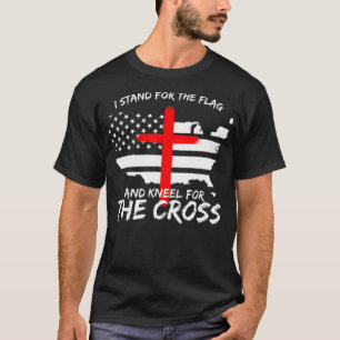 Camiseta Eu defendo a bandeira e o Kneel para a cruz Patri