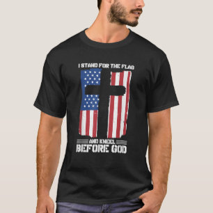Camiseta Eu Defendo A Bandeira E O Kneel Perante Deus