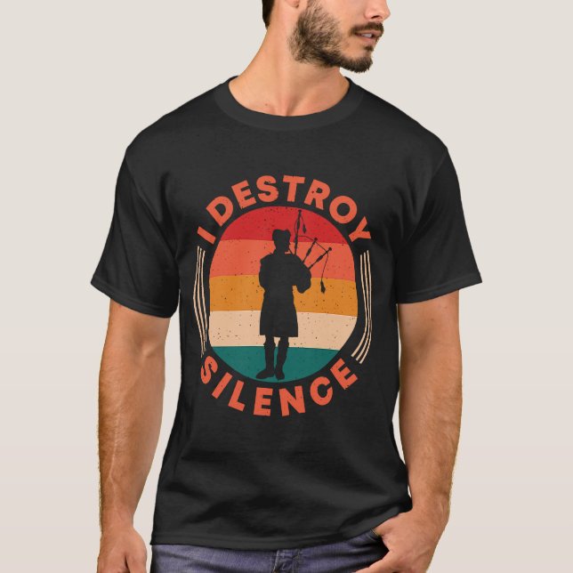 Camiseta Eu Destruo Silence Scotsman Bagpiper (Frente)