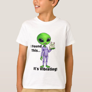 Camiseta Eu Encontrei Esse Gato Alien Vibrante e Engraçado