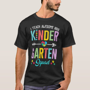 Camiseta Eu Ensino Crianças Incríveis Primeiro Ano Equipe A