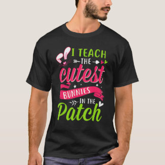 Camiseta Eu Ensino Os Coelhinhos Mais Fofos No Remendo Prof