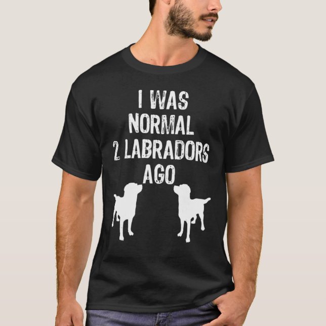 Camiseta Eu Era Normal 2 Labradores Ago Retriever (Frente)