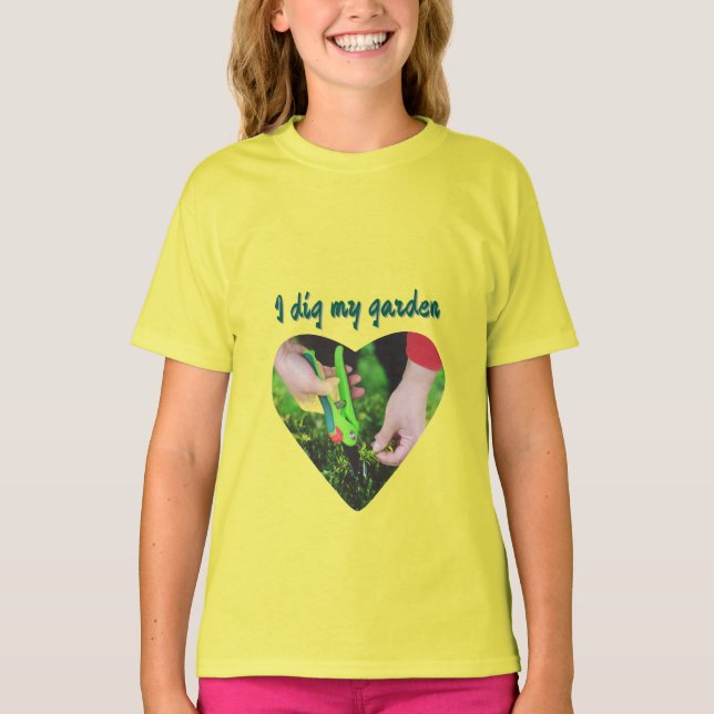 Camiseta "Eu escavo meu jardim" (Frente)
