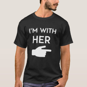 Camiseta Eu estou com seu Casal Engraçado Correspondendo Ha