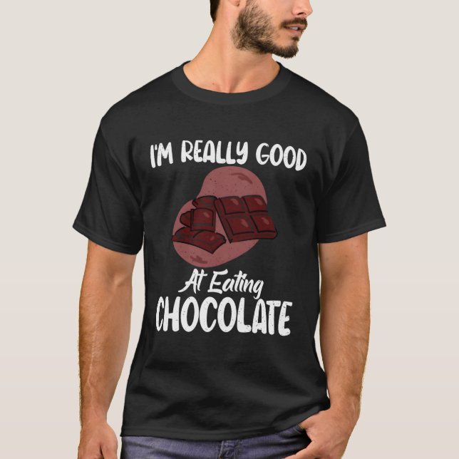 Camiseta Eu Estou Comendo Chocolate (Frente)