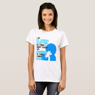 Camiseta Eu estou mudando o t-shirt básico das mulheres das
