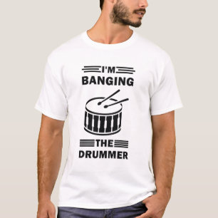 Camiseta Eu estou tocando o baterista - batendo, tocando ta