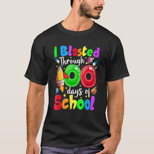 Camiseta Eu Explodi Através de 100 Dias de Escola Chá do 10 (Frente)