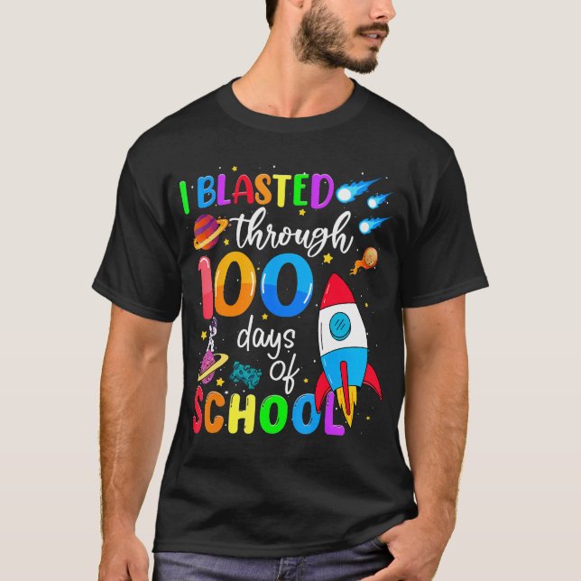 Camiseta Eu Explodi Por 100 Dias De Escola 100º Dia De Chá (Frente)