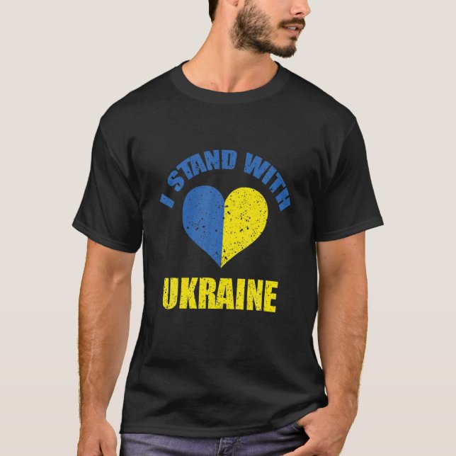 Camiseta Eu fico com a Ucrânia, com o apoio do banco de ene (Frente)