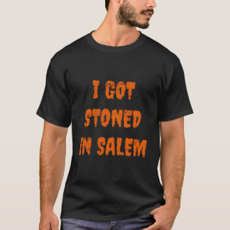 Camiseta Eu Fiquei Pedrado Em Salem Halloween Bruxas Stoner