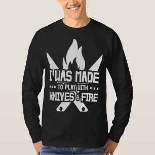 Camiseta Eu fui feito para brincar com as Facas e o Cozinha