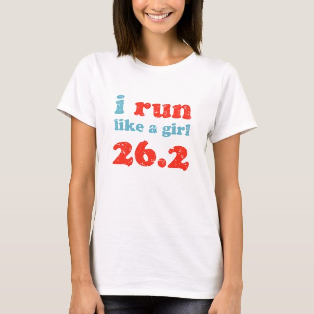 Camiseta eu funciono como uma menina 26,2 (Frente)