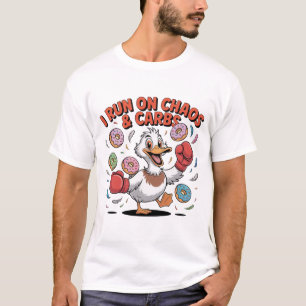 Camiseta Eu Funciono no Caos e Carboidratos Pato Divertido