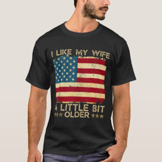 Camiseta Eu Gosto da Minha Esposa Um Pouco Mais Velha Dito
