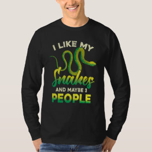 Camiseta Eu Gosto das Minhas Cobras E Talvez 3 Pessoas Rép