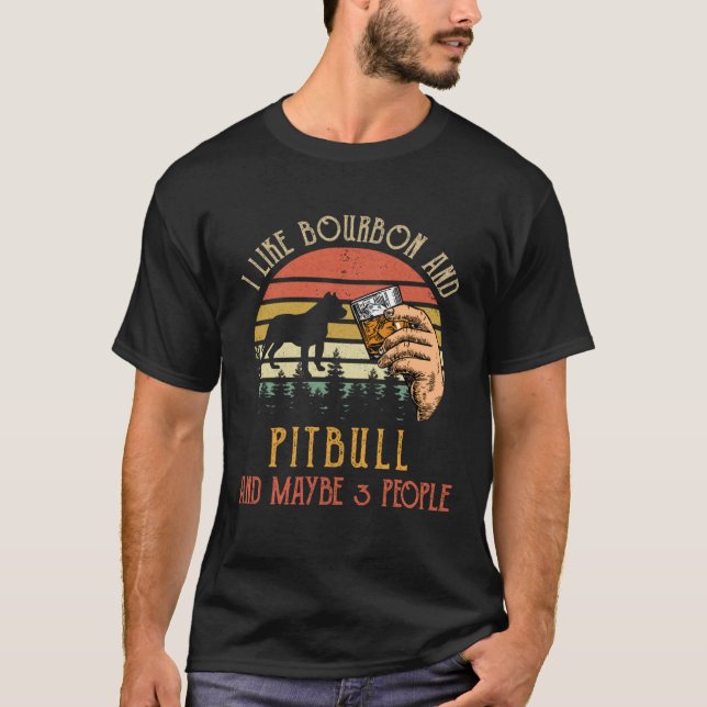 Camiseta Eu Gosto De Bourbon E Cachorro De Touro Talvez Trê (Frente)